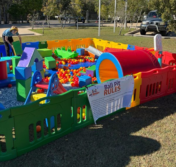 Rainbow Ball Pit & Soft Play Set - MONSTER